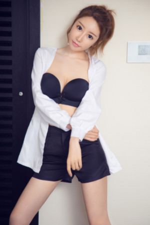 饭冈佳奈子在线