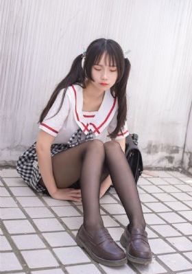 贾静雯